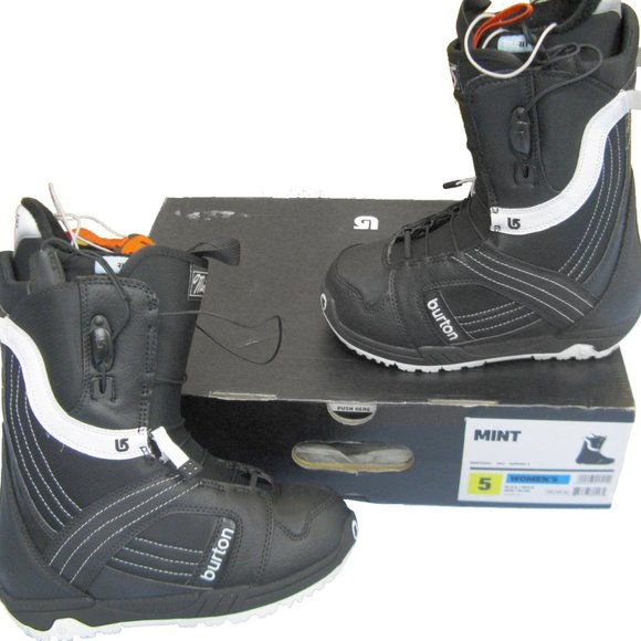 NEW! Burton Mint Womens Snowboard Boots!  Black & White  Size 5 (Euro 35) - Picture 1 of 1